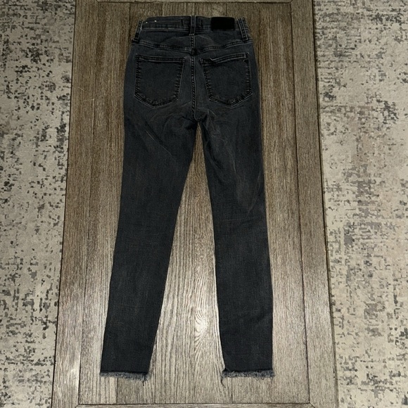 Madewell 10" High-Rise Skinny Jeans Berkeley Black: Button-Through Edition 24 - Picture 3 of 13